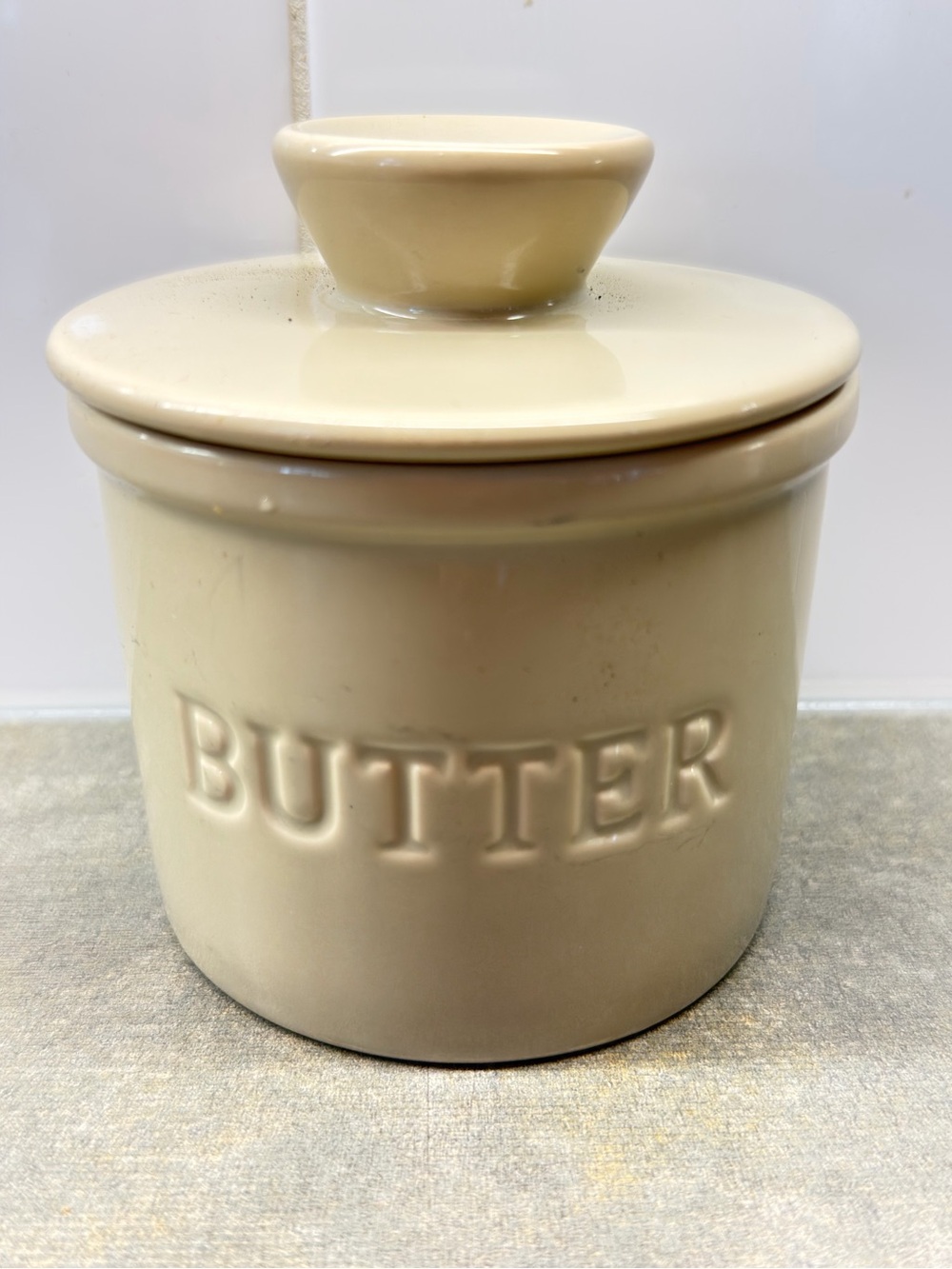 PriorityChef French Butter Crock with Lid, Butter Keeper to Keep Butter